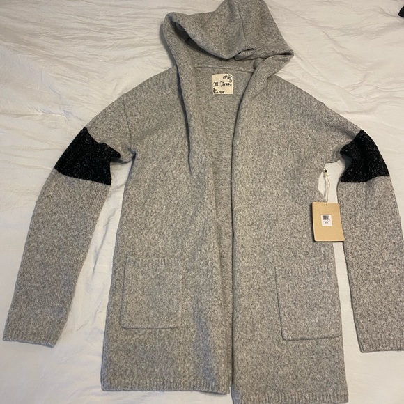M. Rena Sweaters - M. Rena sweater jacket BRAND NEW